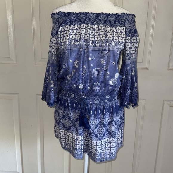 Anthropologie Raga Mazo Pom Pom Fringed Off Shoulder Romper - Picture 3 of 7